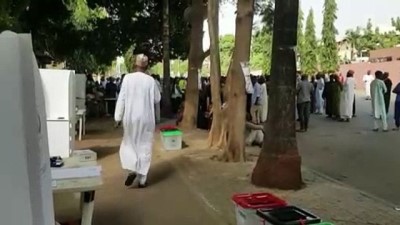 parlamento secimleri - Nijerya'da halk sandık başında - ABUJA  Videosu
