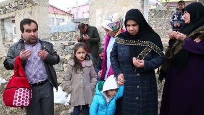 ustad - Aşık Veysel'in doğup büyüdüğü köye engellilerden ziyaret - SİVAS Videosu