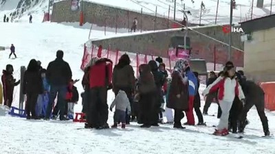 kar yagisi -  Palandöken'de hafta sonu yoğunluğu  Videosu