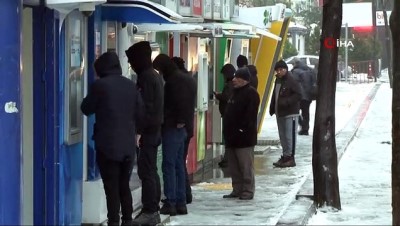 kar yagisi -  Esenyurt'da kar yağışının etkisini sürüyor  Videosu