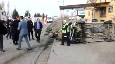 infaz koruma - Kütahya'da trafik kazası: 3 yaralı - KÜTAHYA  Videosu