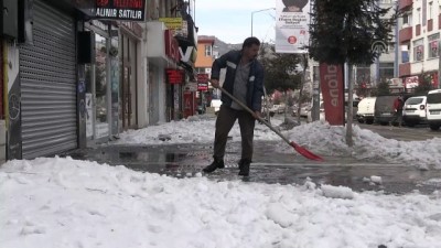 buz sarkitlari - Vatandaşların tehlikeli kar mesaisi - KARS  Videosu