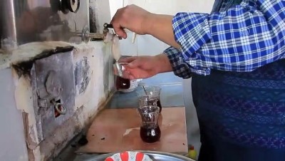 kazanli - Asırlık odun kazanında çay keyfi - MANİSA  Videosu