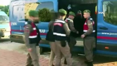 silahli teror orgutu -  Darbe girişiminde Çekmeköy Kışlası'ndaki eylemlere ilişkin davada 2 sanığa hapis Videosu