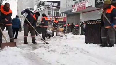 Doğubayazıt'ta karla mücadele seferberliği - AĞRI 