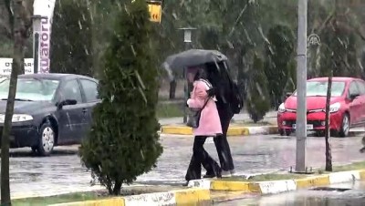kar kalinligi - Sakarya'da dolu ve kar yağışı Videosu
