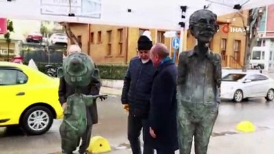 cezai ehliyet -  Avanak Avni heykelini çaldığı iddiasıyla yargılanan sanığa tahliye  Videosu