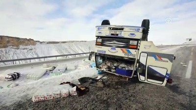 Malatya'da kamyonet devrildi: 1 yaralı 