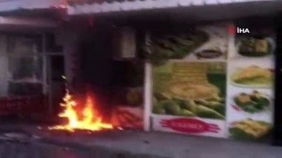  Baca yangını binaya sıçradı 