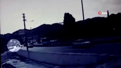 cenaze namazi -  91 yaşındaki adam yolun karşısına geçerken canından oldu, o anlar kameraya böyle yansıdı Videosu