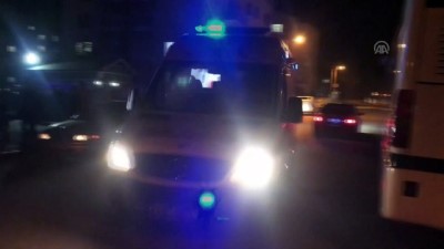 yol verme kavgasi - Konya'da yol verme kavgası: 2 yaralı  Videosu