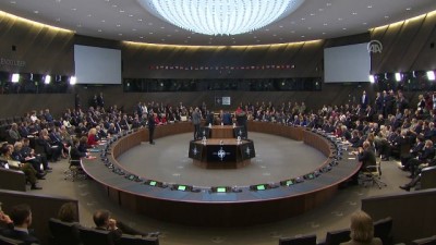 isim degisikligi - Makedonya, NATO'ya katılım protokolünü imzaladı - BRÜKSEL  Videosu