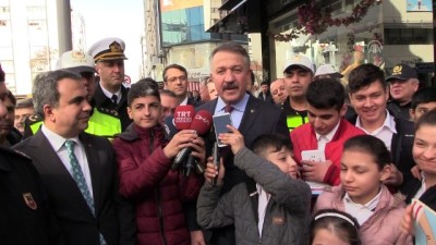 engelli vatandas - 'Öncelik Hayatın, Öncelik Yayanın' kampanyası - İZMİR  Videosu