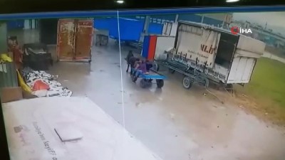 gesi -  At arabalı hırsızlar kameraya yakalandı  Videosu