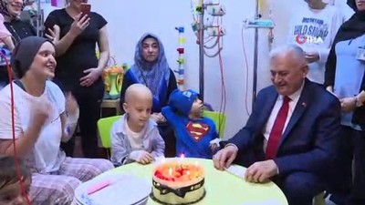  Binali Yıldırım kanser hastası çocukları ziyaret etti