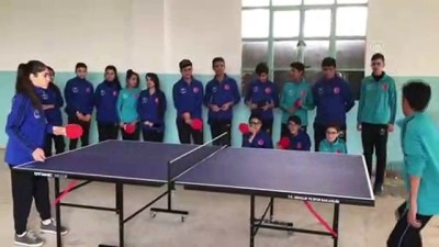masa tenisi - Türkiye'den Afrin'de eğitime katkı, spora destek Videosu