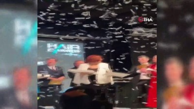  - Belçika’da Bir Türk Yılın Kuaförü Seçildi 
