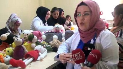  Çocukları için hobi olarak başladıkları ‘Amigurumi’ sayesinde ticarete atıldılar 