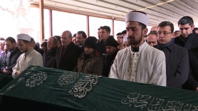 hantepe - Kartal'da bina çökmesi - Ahmet ve Nuriye Söğüt'ün cenaze namazı kılındı - İSTANBUL Videosu