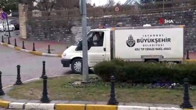  Kartal'da yıkılan binada ölen Nuriye ve Ahmet Söğüt'ün cenazesi Adli Tıp'tan alındı 