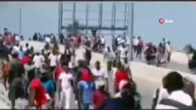 goz yasartici gaz -  - Haiti'de Devlet Başkanı Moise Karşıtı Protesto: 5 Ölü Videosu