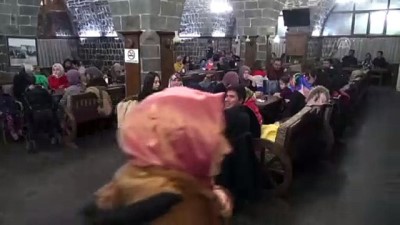 sira gecesi - Şanlıurfa'da tarihi konakta sıra gecesi Videosu