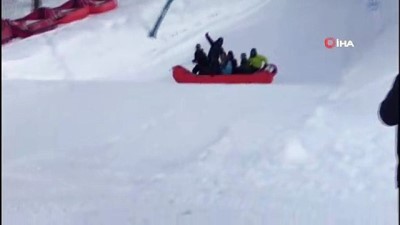yaris -  Bakan Varank, Sarıkamış’ta kar motoru kullandı Videosu