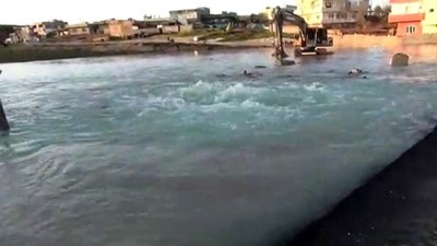 Mardin’de içme suyu şebekesi patladı