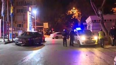 Otomobil park halindeki 3 araca çarptı - ANKARA 