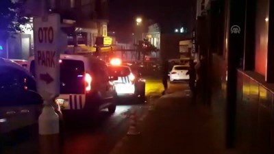 sivil polis - Fatih'te polis, tartıştığı iş yeri sahibini silahla vurdu - İSTANBUL  Videosu