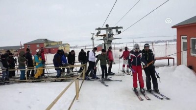 kayak tutkunlari - Güzeltepe Kayak Merkezi 30 bin ziyaretçiye ulaştı - MUŞ  Videosu
