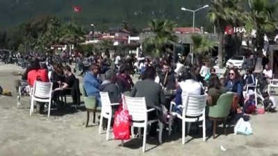 yerli turist -  Mart’ta deniz keyfi Videosu