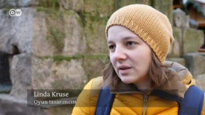 calisan kadin - Alman kadın oyun programcısı genç kadınlara ilham veriyor  Videosu