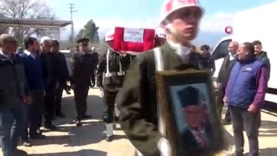 askeri toren -  Kıbrıs gazisi toprağa verildi Videosu