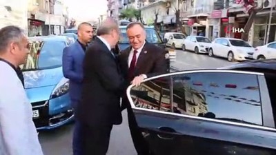 bayrak mitingi -  Cumhur İttifakı Edremit Belediye Başkan Adayı Kılıç: 'Edremit'i Türkiye'ye rezil ettiler'  Videosu