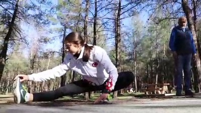 dag kosusu - Milli sporcu Yasemin, azmiyle zorlukların üstesinden geldi - BURDUR  Videosu