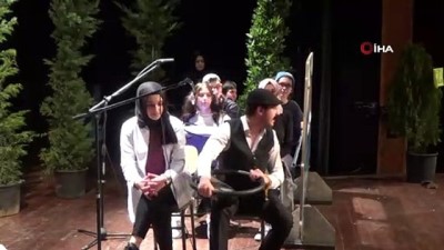 cocuk tiyatrosu -  Uyku bantları takıp tiyatro dinlediler  Videosu