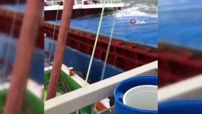 kuru yuk gemisi -  Marmara Adası'nda kuru yük gemisi battı... Mürettebat böyle kurtarıldı Videosu