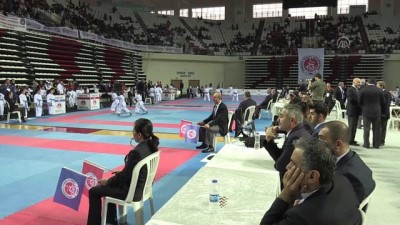 dera - Türkiye Minikler ve Yıldızlar Karate Şampiyonası başladı - ANTALYA Videosu