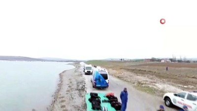 ozel tim -  Aracıyla baraj gölüne uçan şahsı JÖAK timleri buldu  Videosu