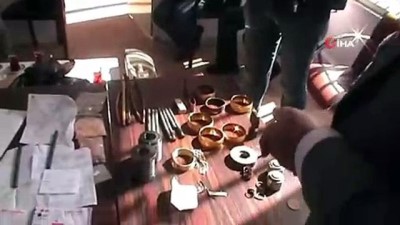 polis kamerasi -  Piyasaya 1.5 milyon liralık sahte altın süren şebeke çökertildi  Videosu