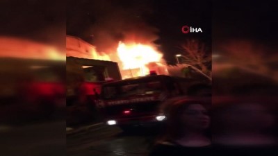 gariban -  Fatih'te metruk bina alev alev böyle yandı Videosu