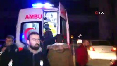 kirkoy -  Basın ekspres yolunda trafik kazası... 3 yaralı  Videosu