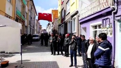 sehadet - Piyade Uzman Çavuş Yaşar Çakır'ın şehadet haberi ailesine verildi - KÜTAHYA Videosu