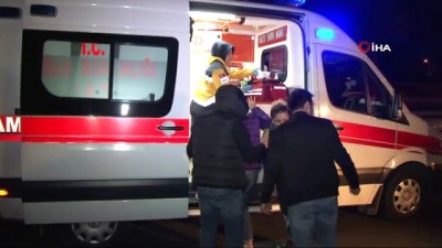 ticari taksi -  Bakırköy’de trafik kazası; 5 yaralı  Videosu