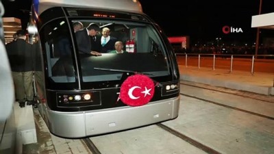test surusu -  Cumhurbaşkanı Erdoğan 3, etap raylı sistemin test sürüşünü yaptı Videosu