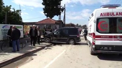 hastane - İki otomobil çarpıştı: 3 yaralı - ADANA  Videosu