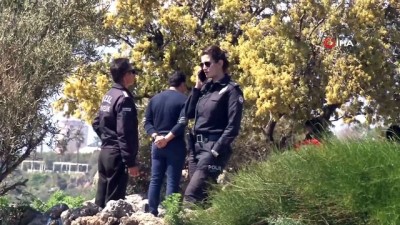 kadin polis -  40 metrelik falezlerde intihar girişimi  Videosu