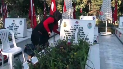 kabristan -  Fırat Kalkanı Harekatı'nda şehit düşmüştü... Şehidin kız kardeşi: 'Bu devlete bir değil bin can feda olsun'  Videosu