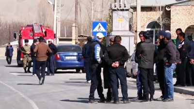 ucak seferleri - Kırgızistan-Tacikistan sınırındaki gerginlik - BATKEN Videosu